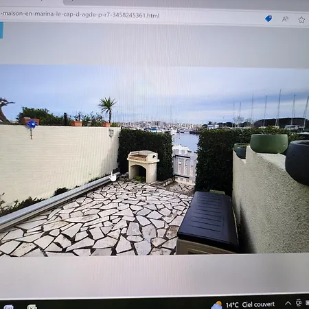 Charmante Maison Bord De Avec Vue Sur Le Port